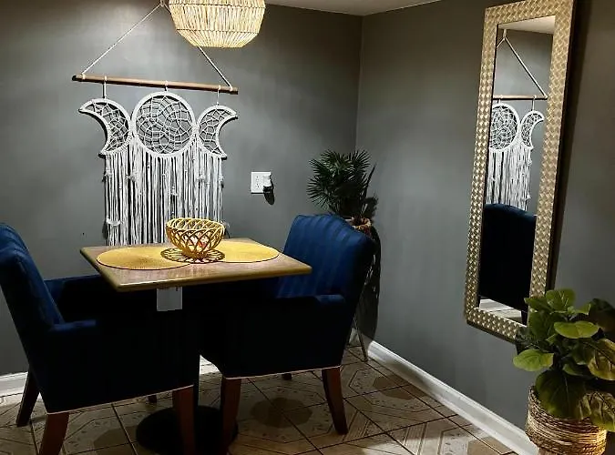 Apartamento Chicago-pilsen Boho With Free Parking - Unit C *
